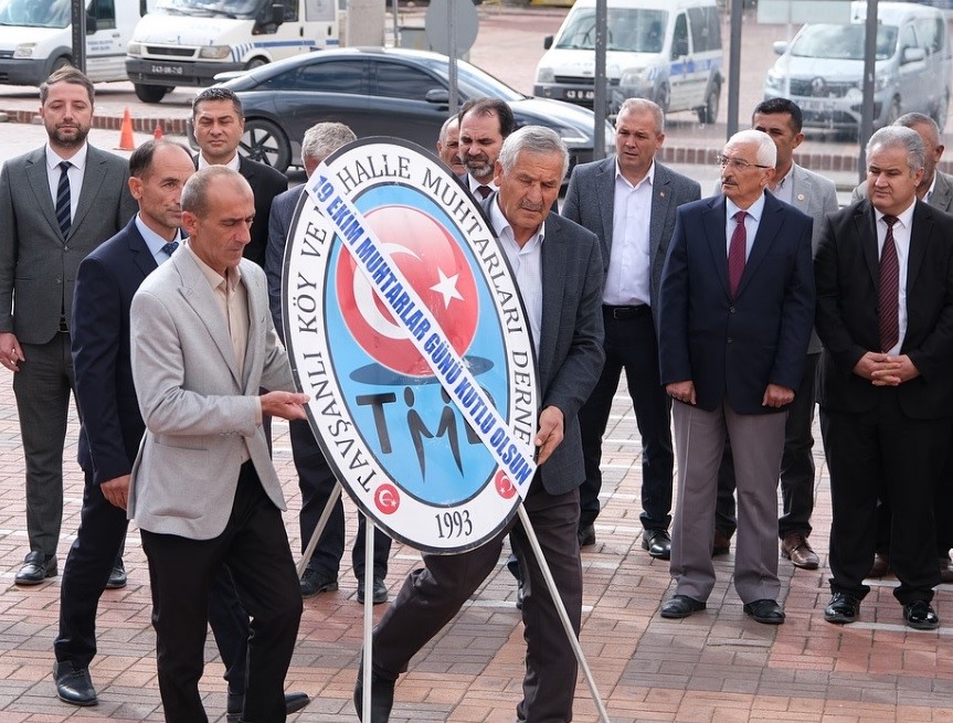 Tavşanlı&rsquo;da Muhtarlar G&uuml;n&uuml; kutlandı
