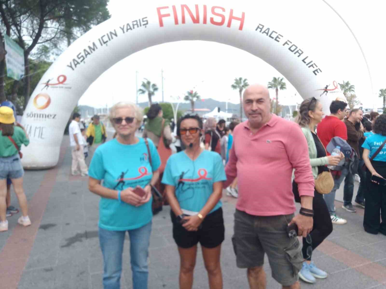 Fethiye’de kanser hastaları için koştular