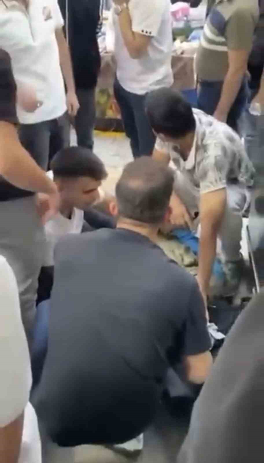 Mardin’de bıçaklı kavgada seyyar satıcı yaralandı