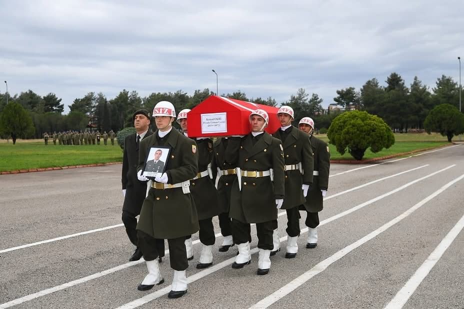 Balıkesir’deki silahlı saldırıda yaşamını yitiren uzman çavuş için askeri tören düzenlendi
