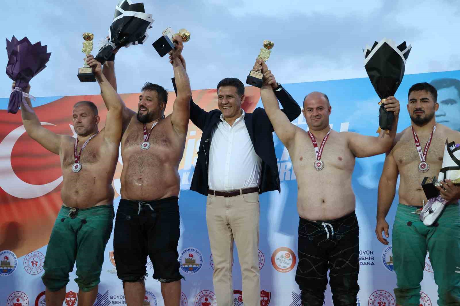 İsmet Atlı Karakucak G&uuml;reşleri&rsquo;ni Recep Kara kazandı
