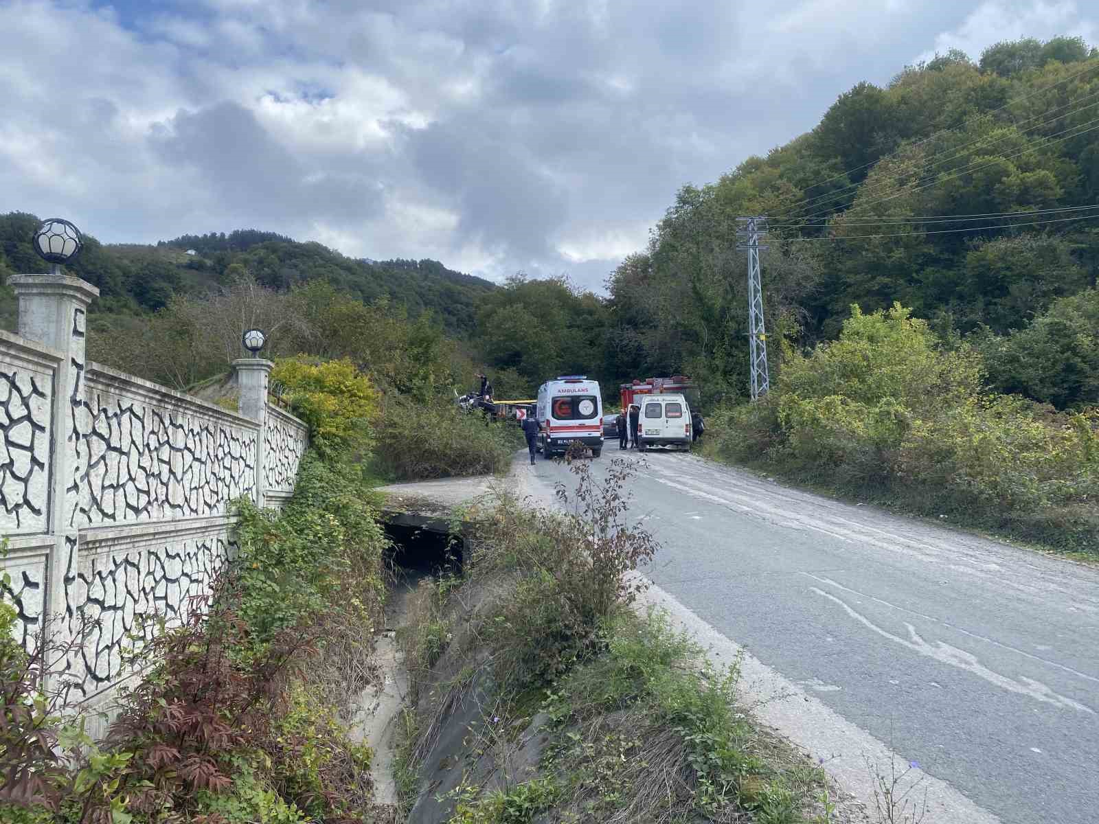 Ordu&rsquo;da kil y&uuml;kl&uuml; kamyon devrildi: 2 yaralı
