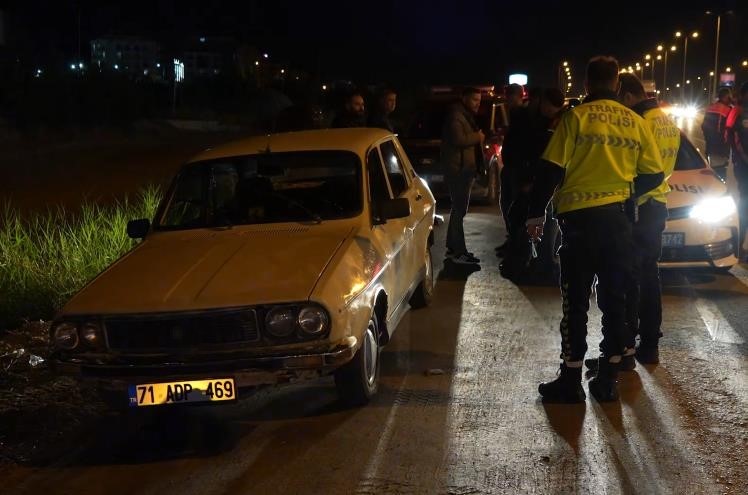 Cezaevi firarisinin kaçış denemesi başarısız oldu: Kilometrelerce süren kovalamaca sonrası yakalandı
