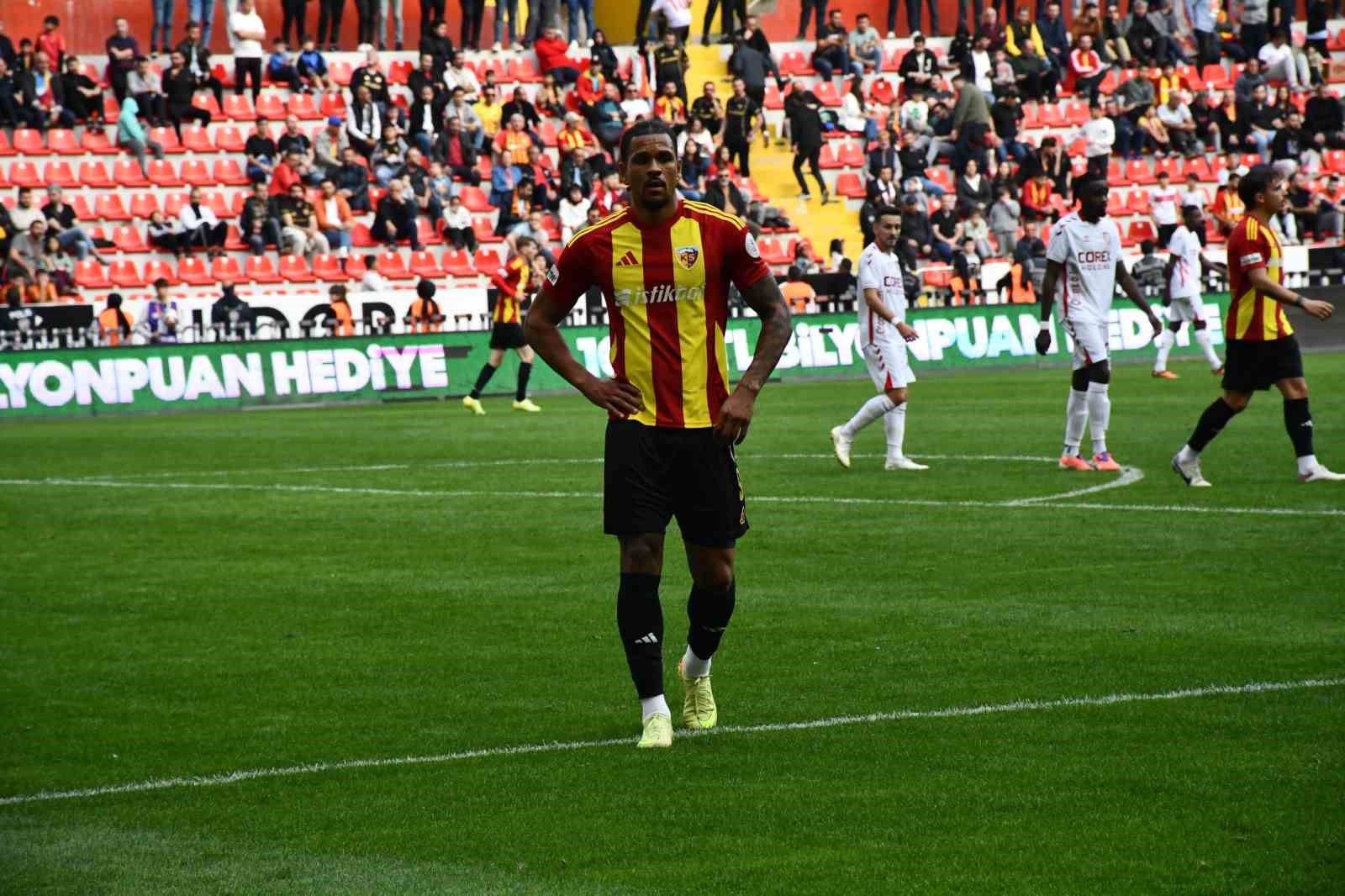 German Onugkha golle tanıştı