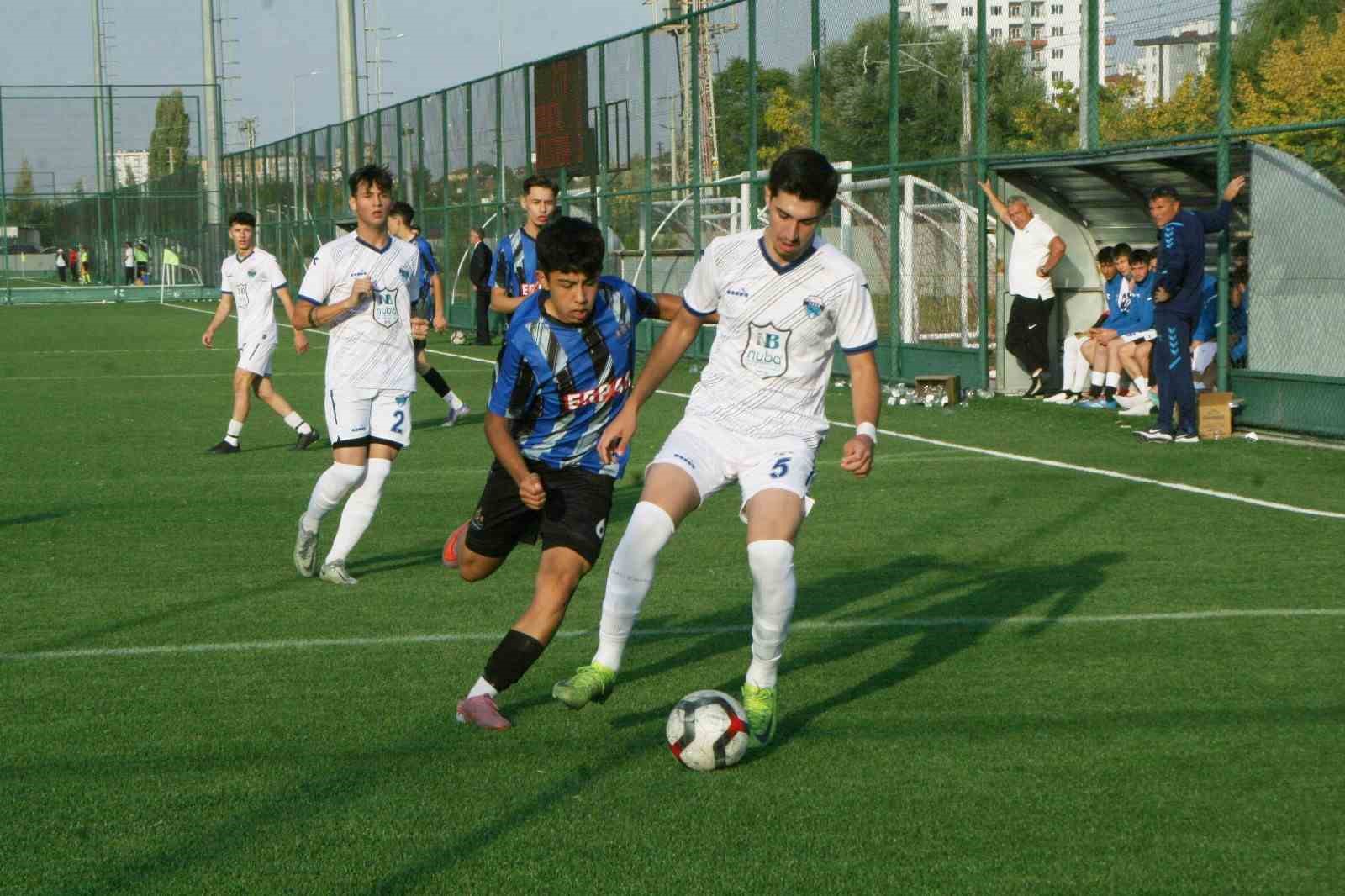 Kayseri Atletikspor farklı kazandı