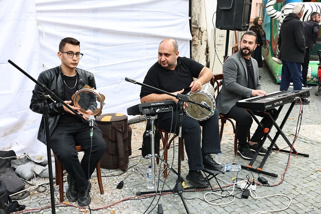 K&uuml;tahya&rsquo;da "Y&ouml;resel Lezzetler ve El Sanatları" etkinliği renkli g&ouml;r&uuml;nt&uuml;lerle sona erdi
