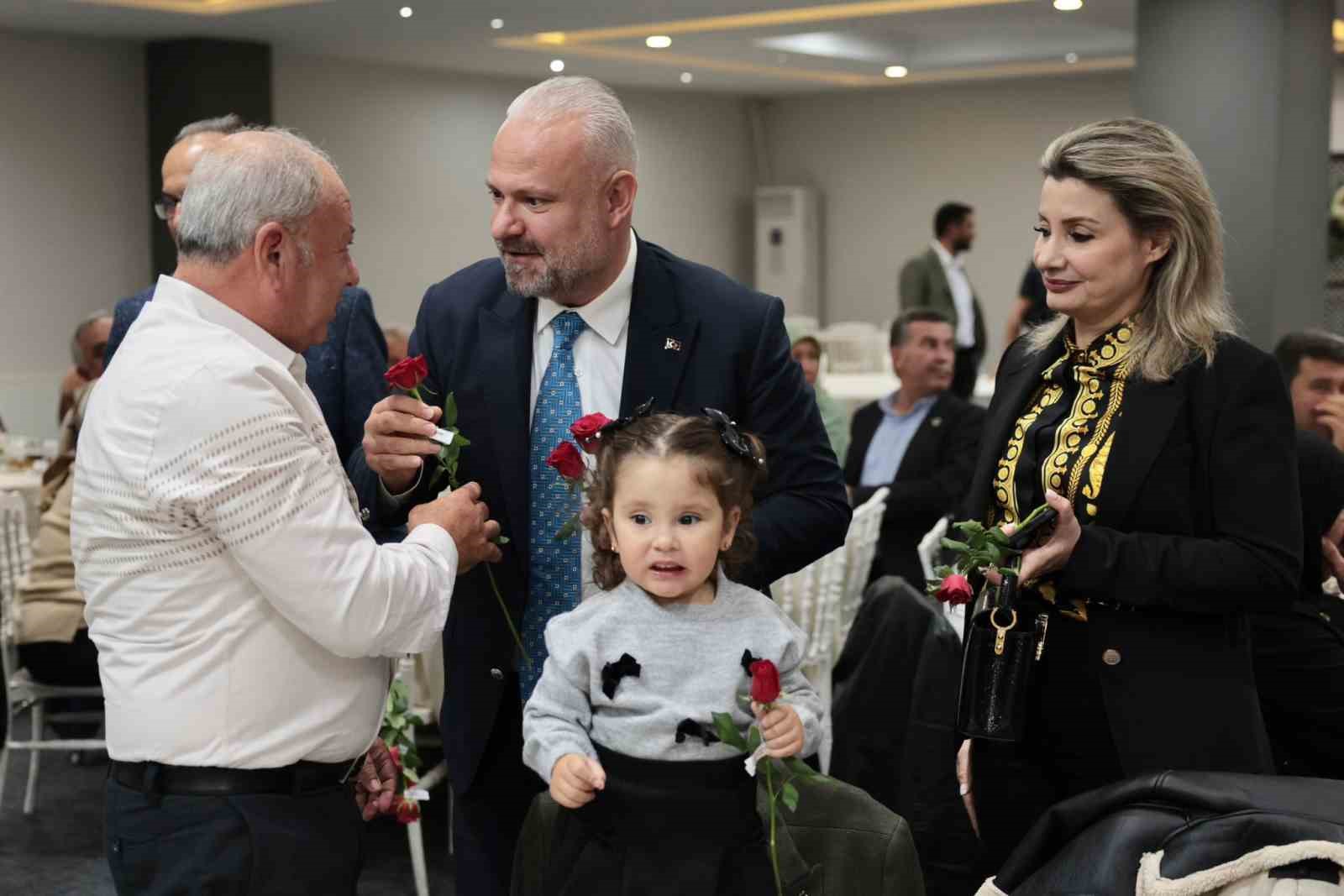 Menemen&rsquo;de Muhtarlar G&uuml;n&uuml; kutlandı
