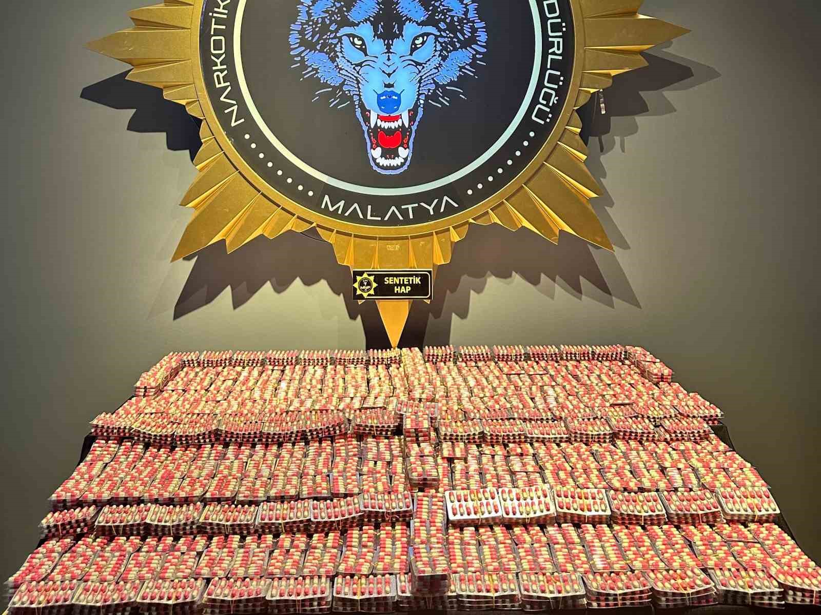 Malatya’da torbacı operasyonu: 22 bin 440 hap ele geçirildi