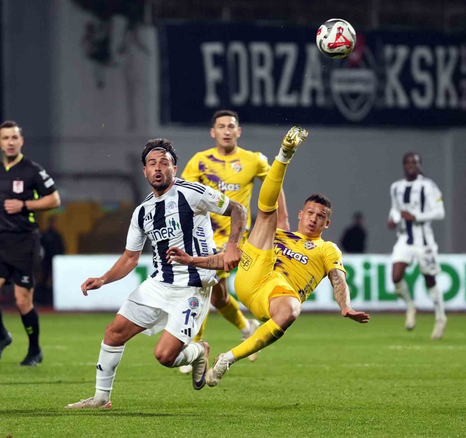 Trendyol Süper Lig: Eyüpspor: 2 - Kasımpaşa: 0 (Maç sonucu)
