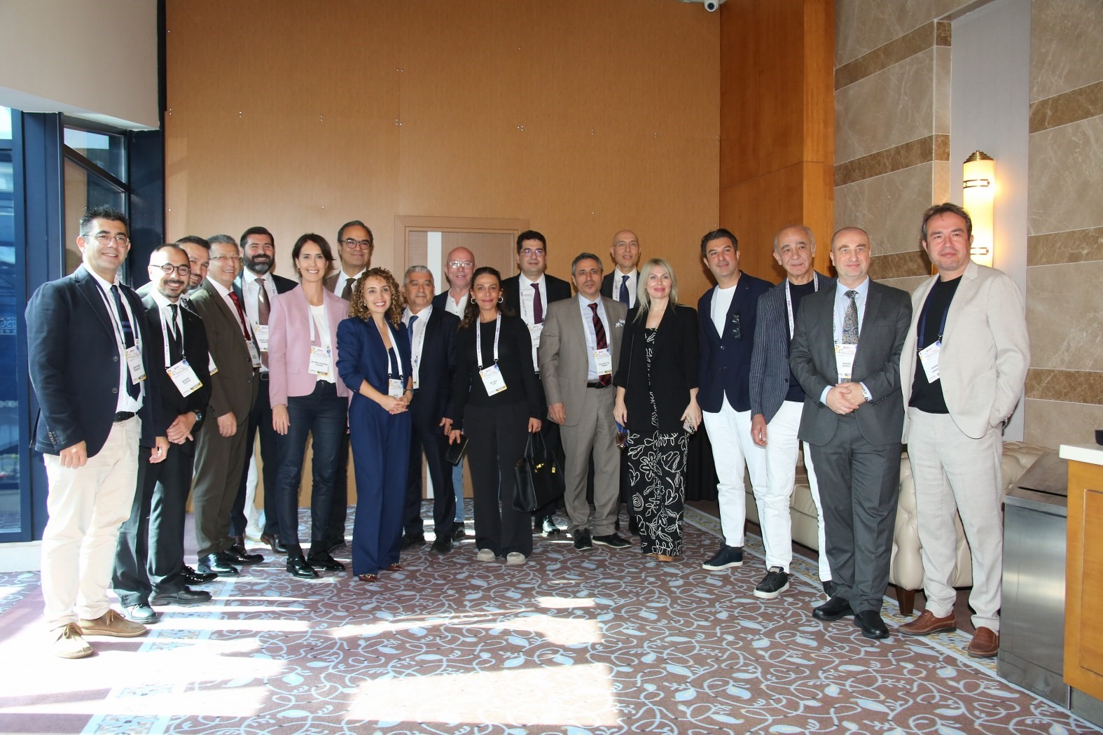 Prof. Dr. &Ouml;zlenen &Ouml;zkan: "İlk rahim naklinde nefesimizi tutarak hastayı takip ettik"
