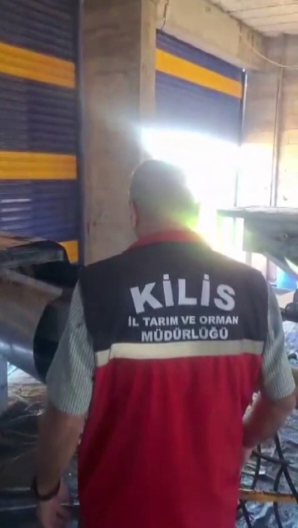 Kilis’te hijyen kurallarına uymayan nar ekşisi imalathanesine 147 bin ceza uygulandı