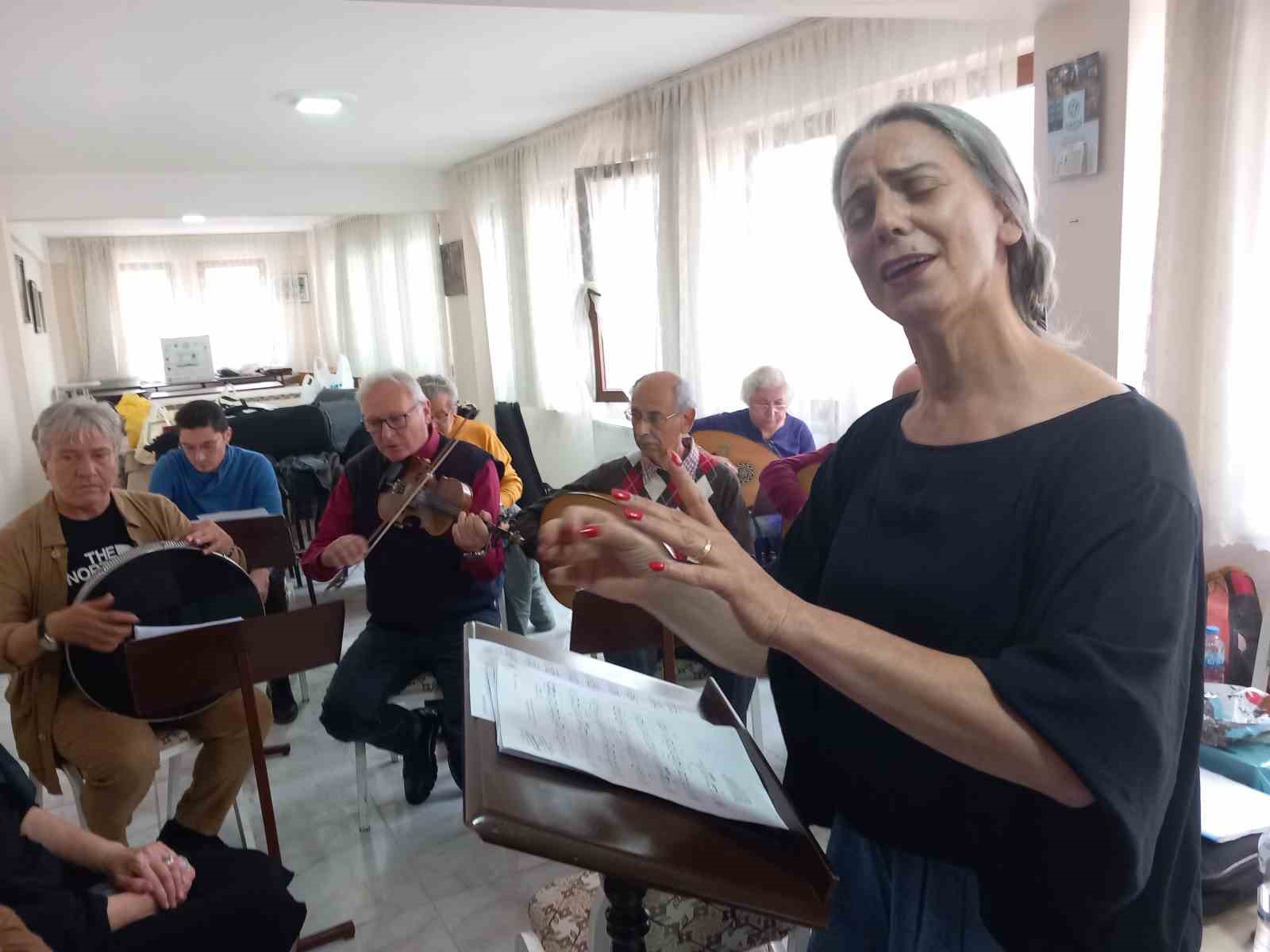 Eskişehir’de Türk Sanat Müziği Korosu kuruldu