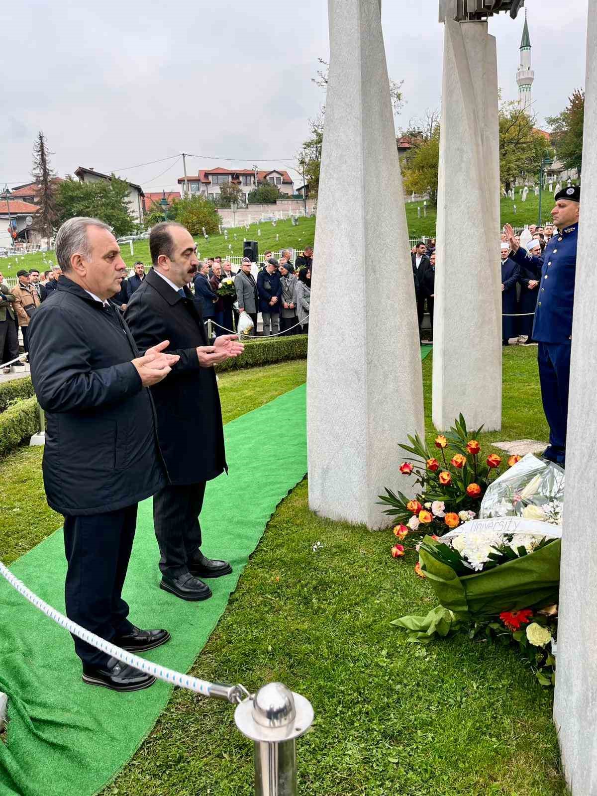 ER&Uuml; iş birliğinde &lsquo;Doğumunun 100. Yılında Aliya İzzetbegovi&ccedil; Sempozyumu&rsquo;
