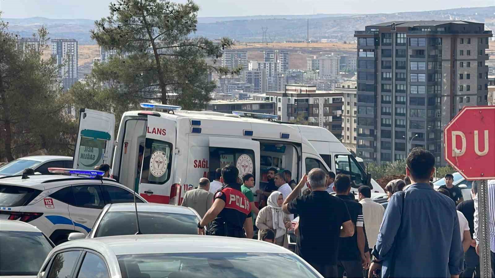 Şanlıurfa&rsquo;da alacak kavgası: 4 yaralı
