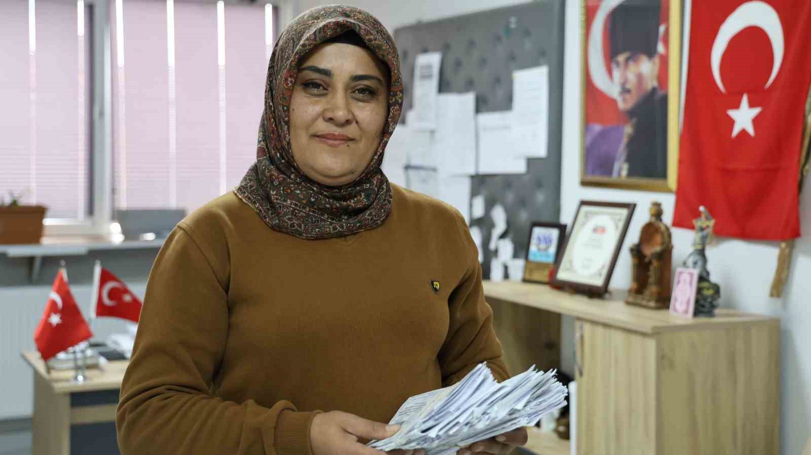 Kırşehir’in en büyük mahallesinin tek kadın muhtarı görevinde 2. yılını tamamladı