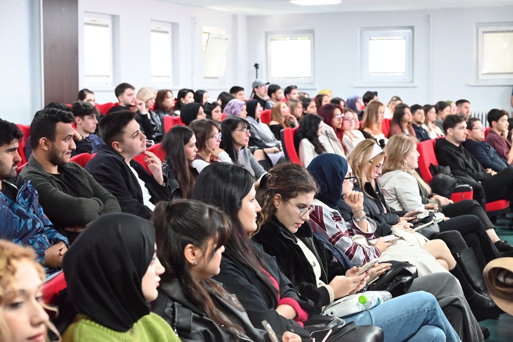 BEUN&rsquo;da Gazeteciler G&uuml;n&uuml; Buluşması paneli d&uuml;zenlendi
