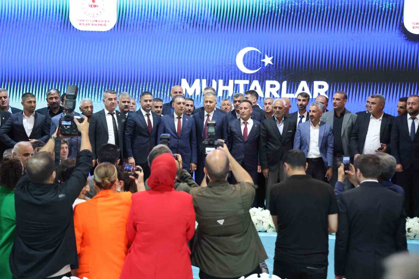 Bakan Yerlikaya: &rsquo;&rsquo;Artık bu topraklarda silah değil, s&ouml;z konuşacak, nefret değil, muhabbet y&uuml;kselecek&rsquo;&rsquo;
