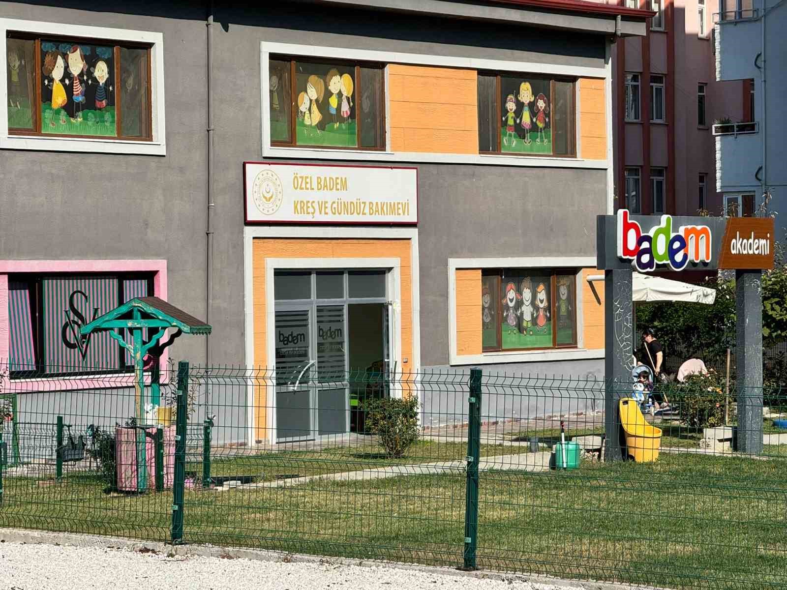 Kreşte akıl almaz olayda öğretmenden ilginç savunma: "Isırmadım öperken oldu"