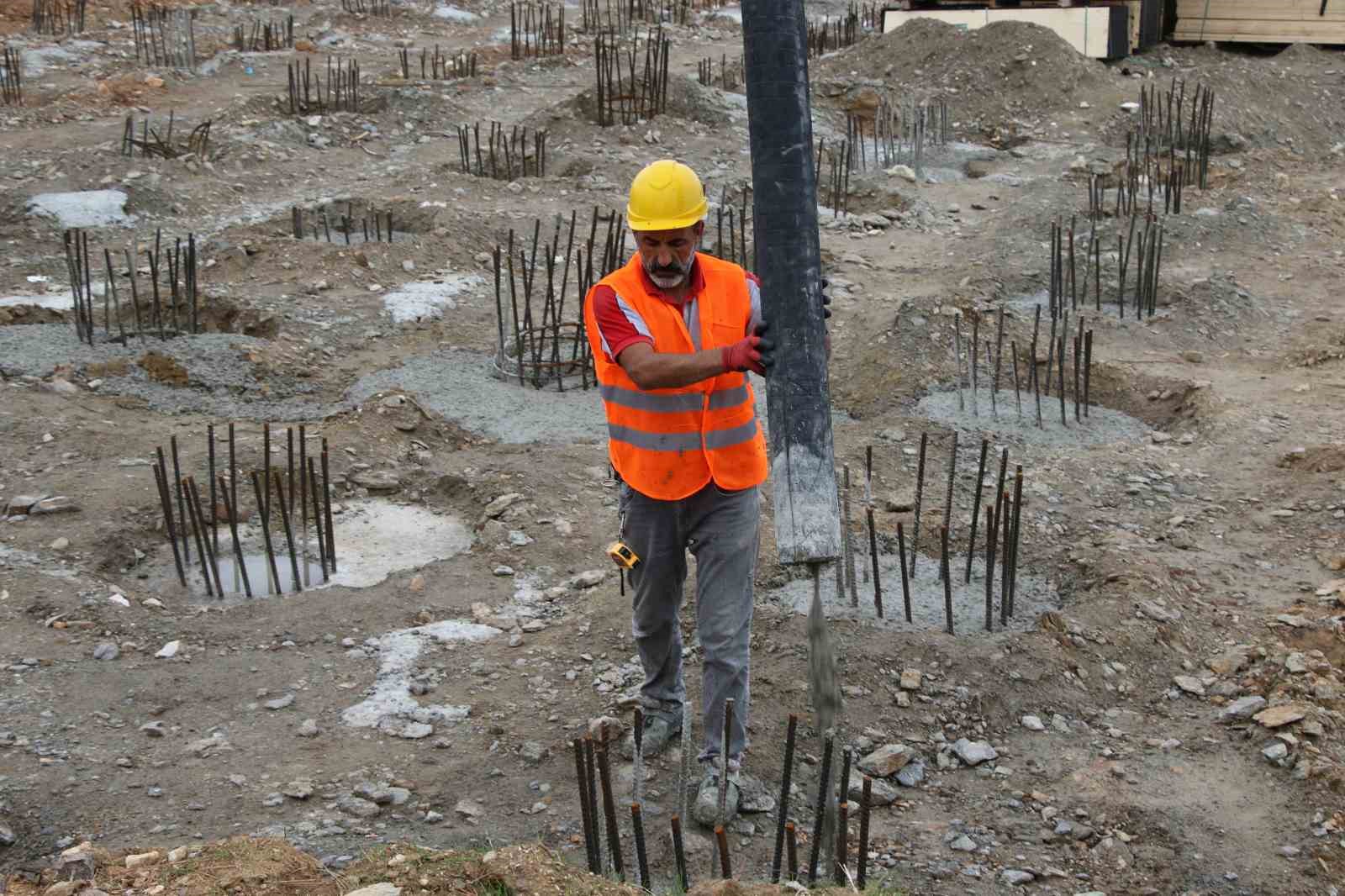 Uşak Üniversitesi Eşme MYO’nun yeni binasının temeli atıldı
