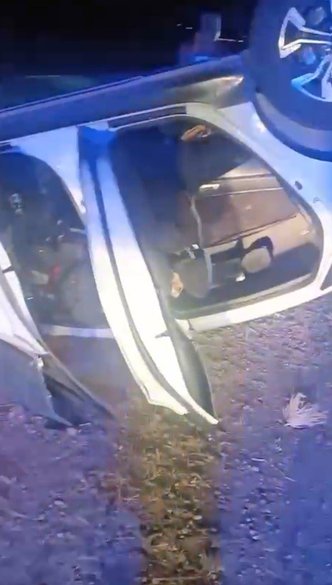 Siirt’te otomobil takla attı: 2 yaralı