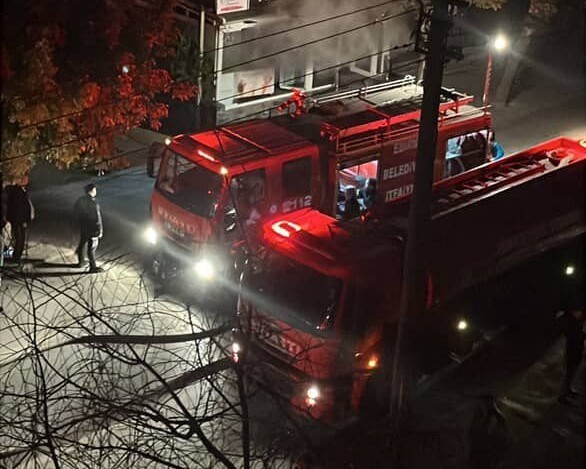 Edirne’de pastanede yangın paniği: Mahalleli sokağa döküldü
