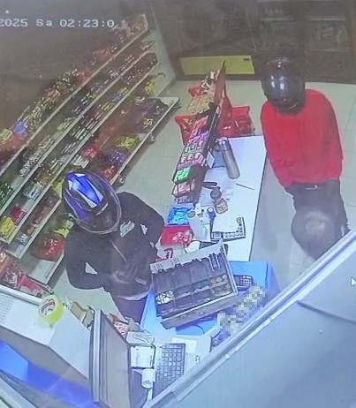 Petrol istasyonunda silahlı soygun
