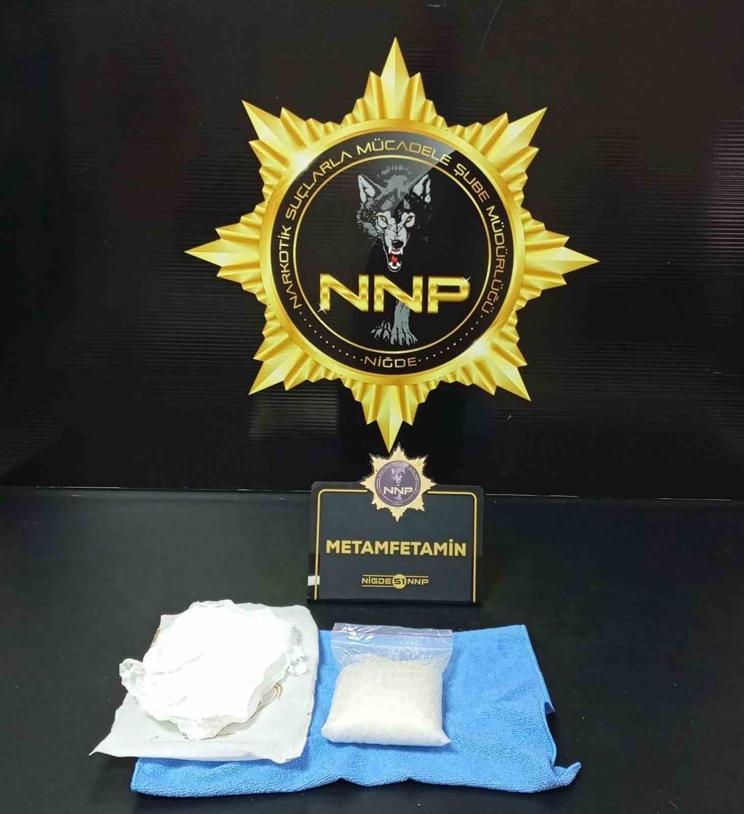 Kırmızı b&uuml;ltenle aranan zanlı Niğde&rsquo;de yakalandı
