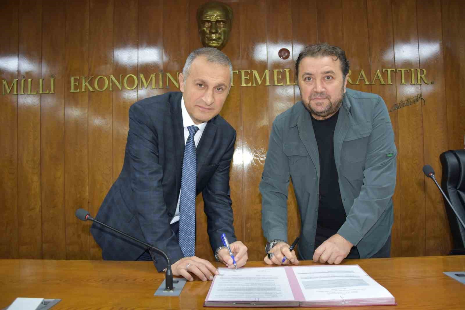 Ordu&rsquo;da maviyemiş ve aronya &uuml;retim alanı 180 dekara ulaşıyor
