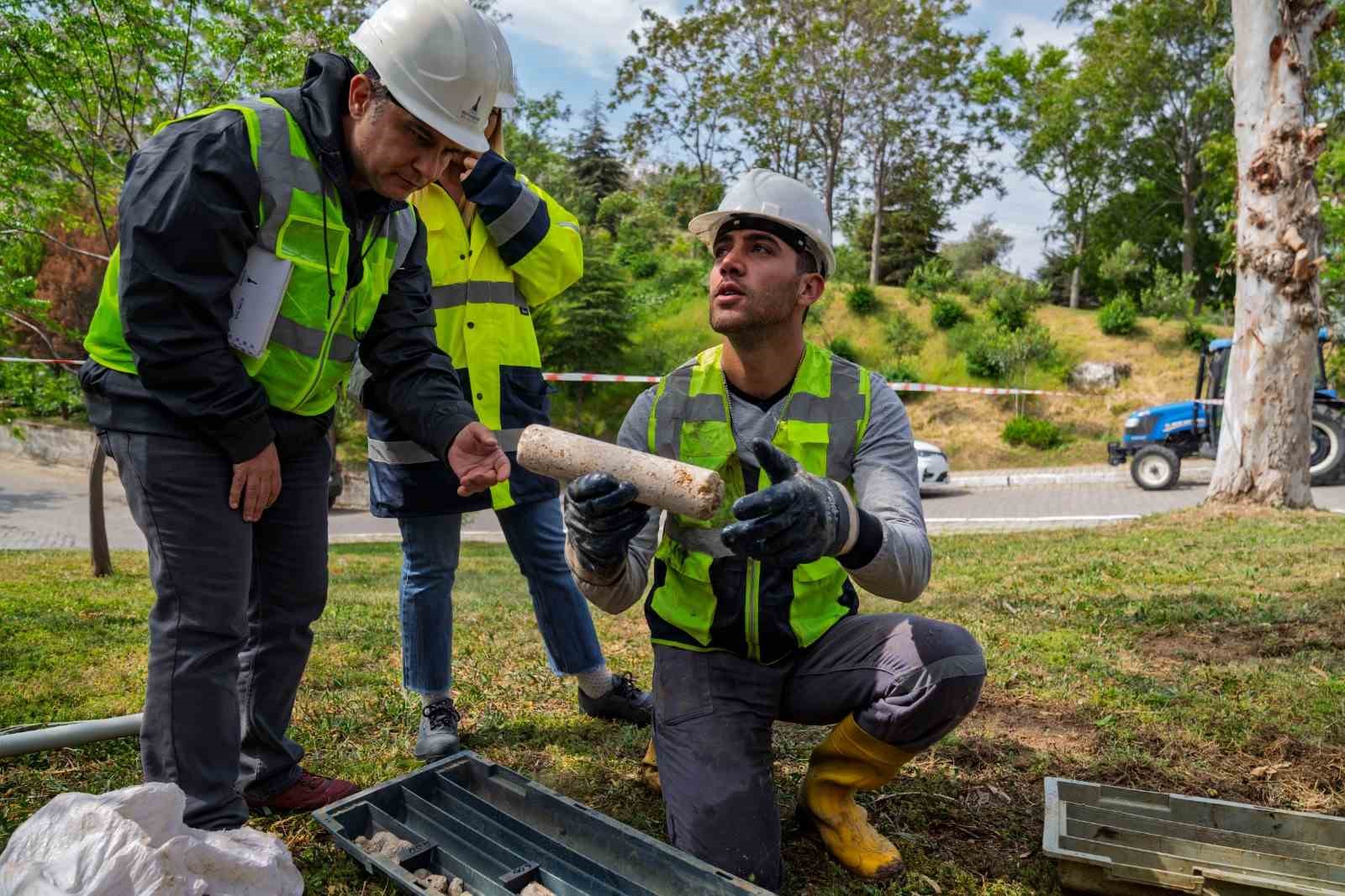 İzmir&rsquo;de zemin araştırmaları i&ccedil;in 32 bin deney yapıldı
