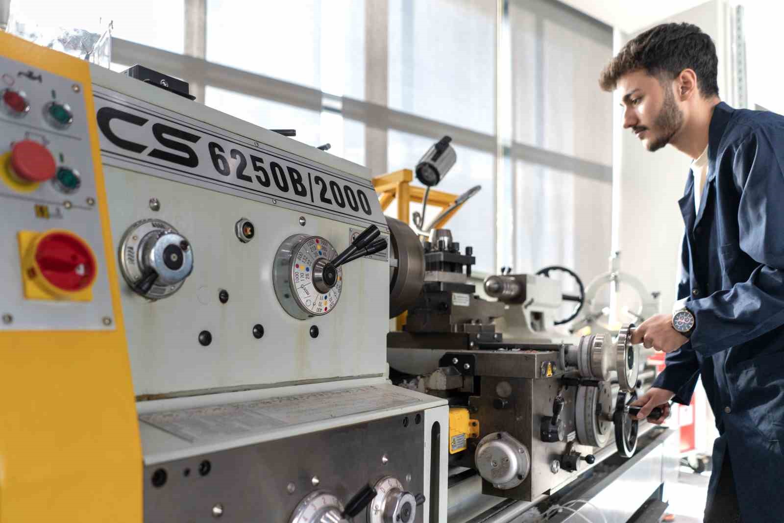 HKÜ, URAP Türkiye sıralamasında vakıf üniversiteleri arasında 17’nci sırada yer aldı