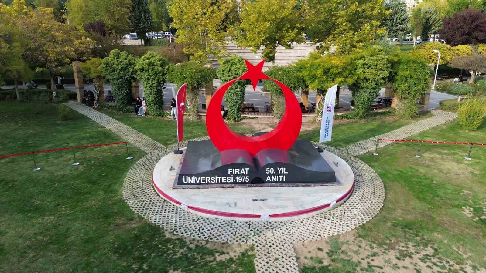 F&Uuml;&rsquo;de 50. yıl  y&uuml;r&uuml;y&uuml;ş&uuml; coşkuyla ger&ccedil;ekleşti
