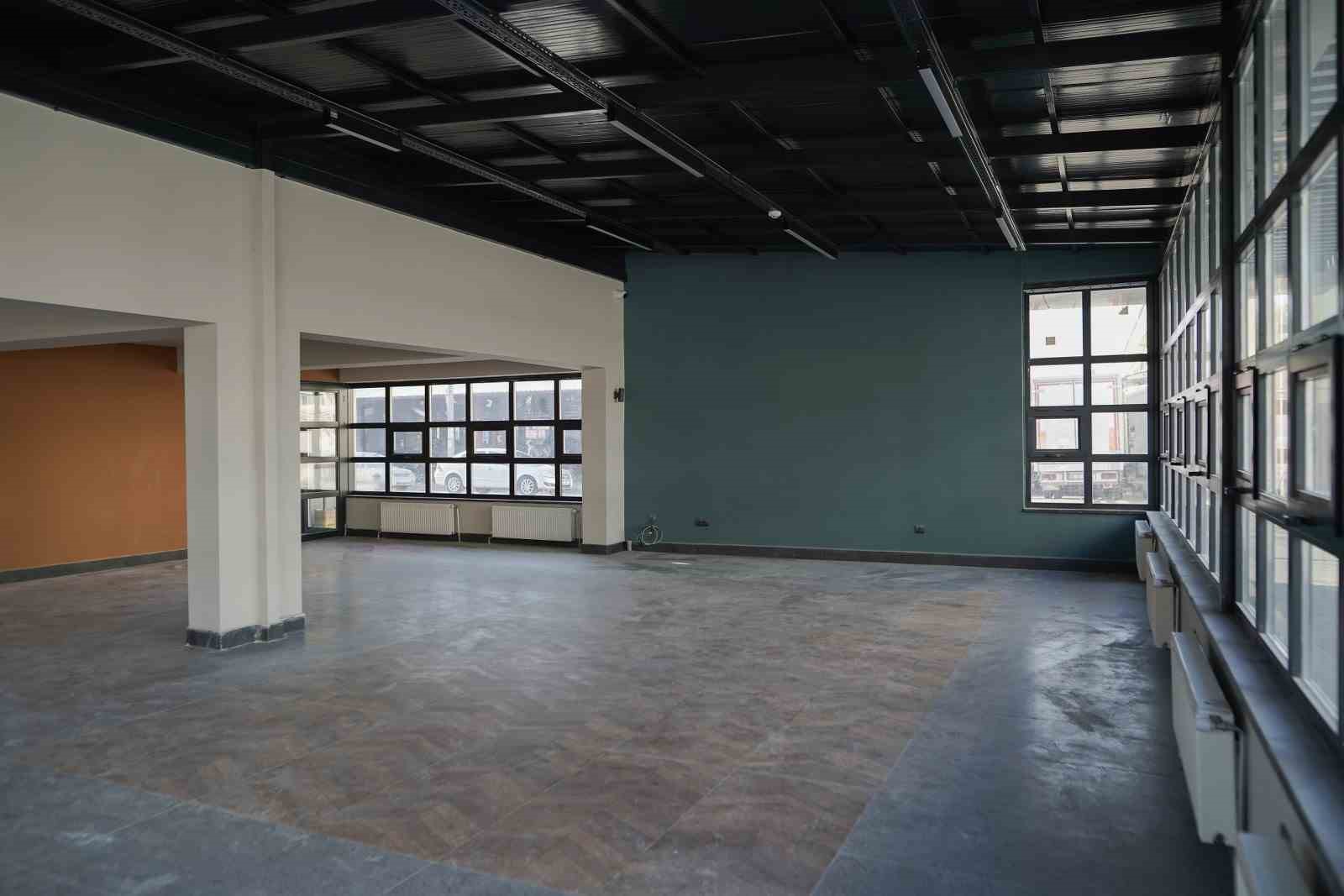 Osmanlı Mahallesi’nde gençlerin merakla beklediği gençlik merkezi yakında hizmete açılıyor