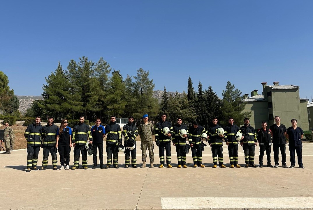 Şırnak&rsquo;ta askeri personele yangın eğitimi

