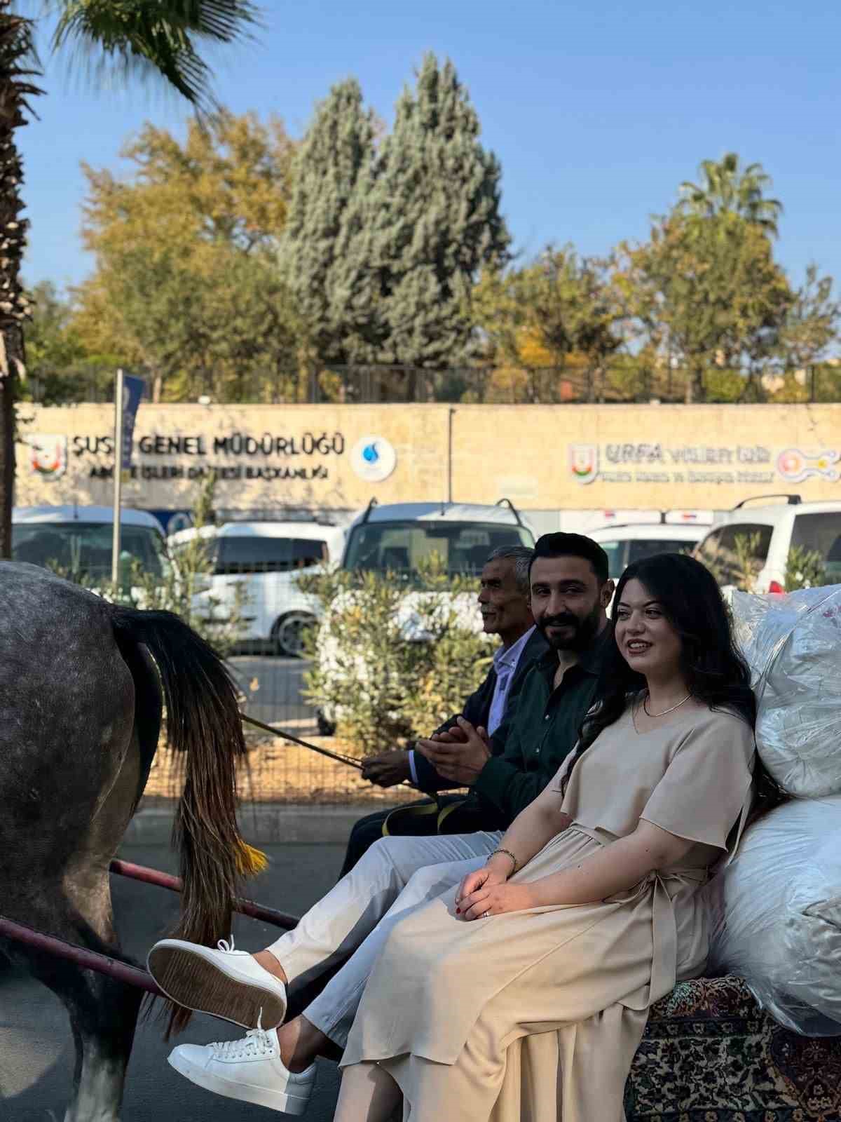 Şanlıurfa’da sıra dışı bir çeyiz taşıma merasimi