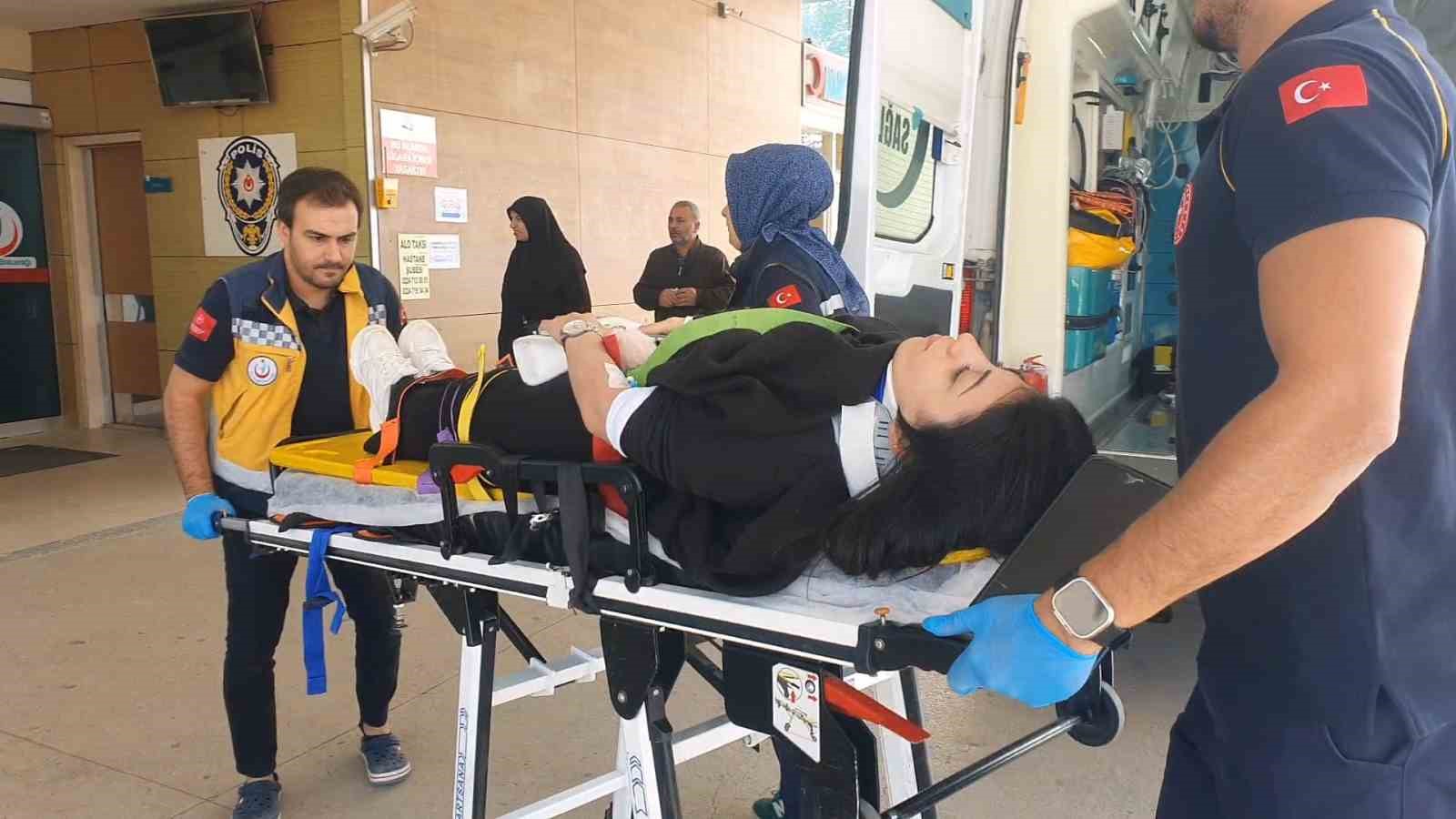 Makas atarken ortalığı birbirine kattı