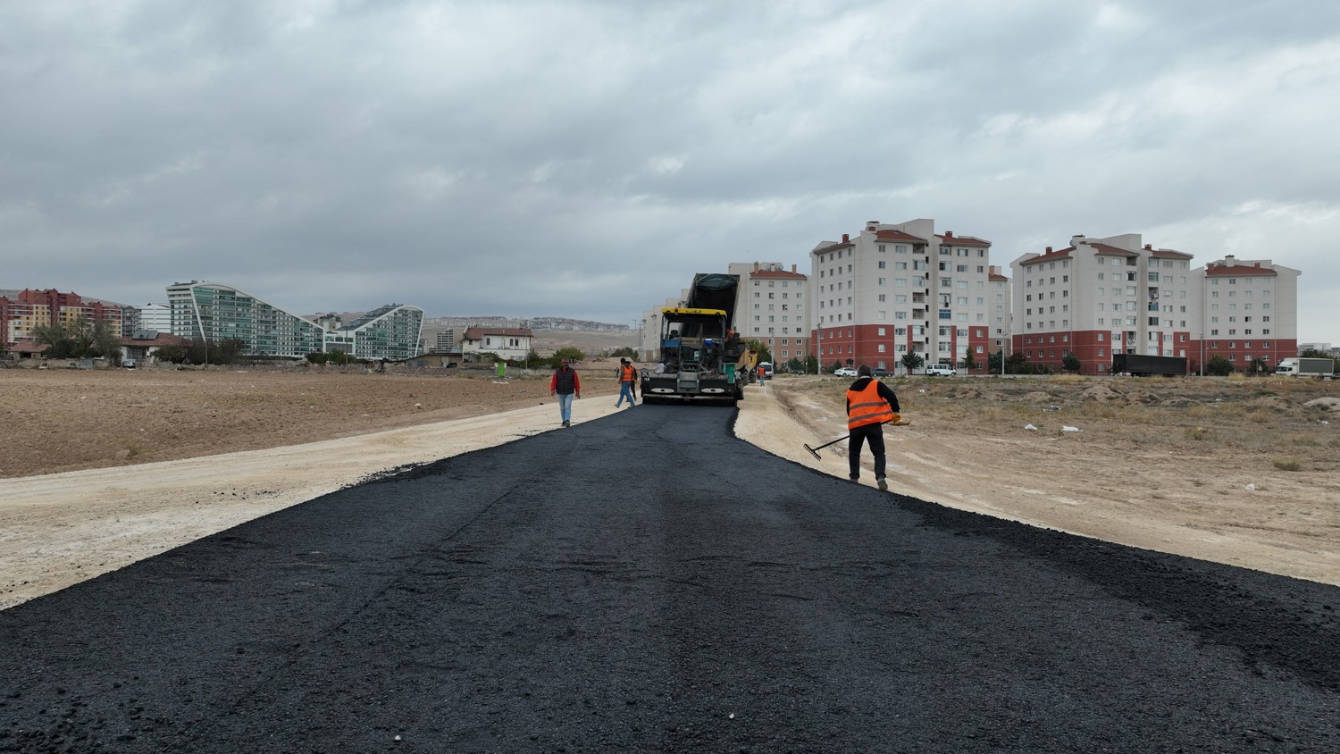 Selçuklu&rsquo;da asfalt çalışmaları devam ediyor