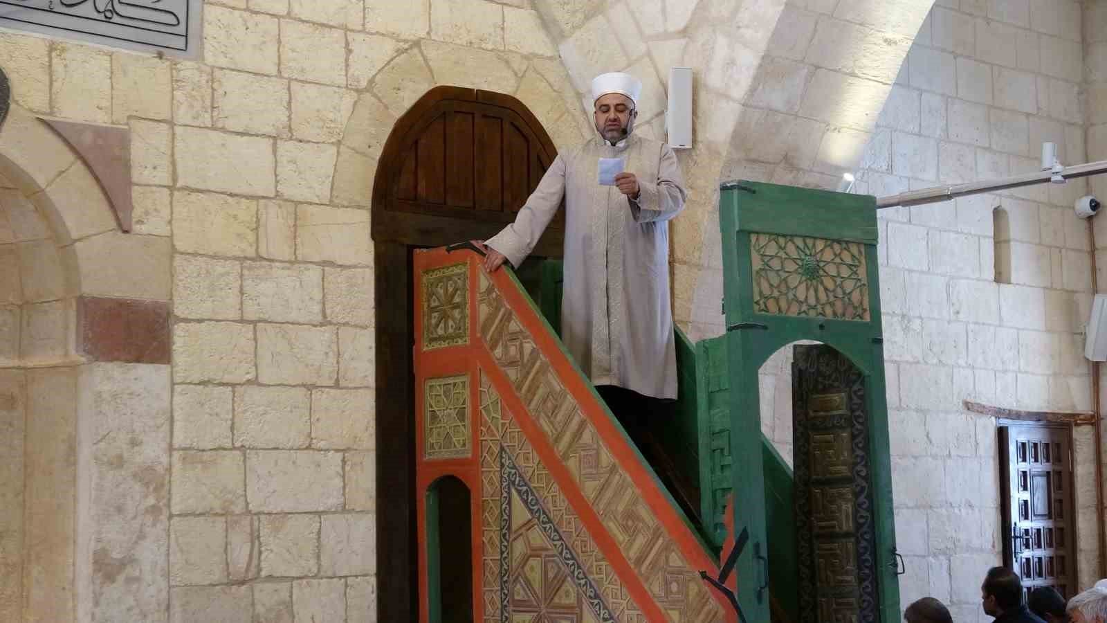 Türkiye’de sadece 4 camide raylı minber var