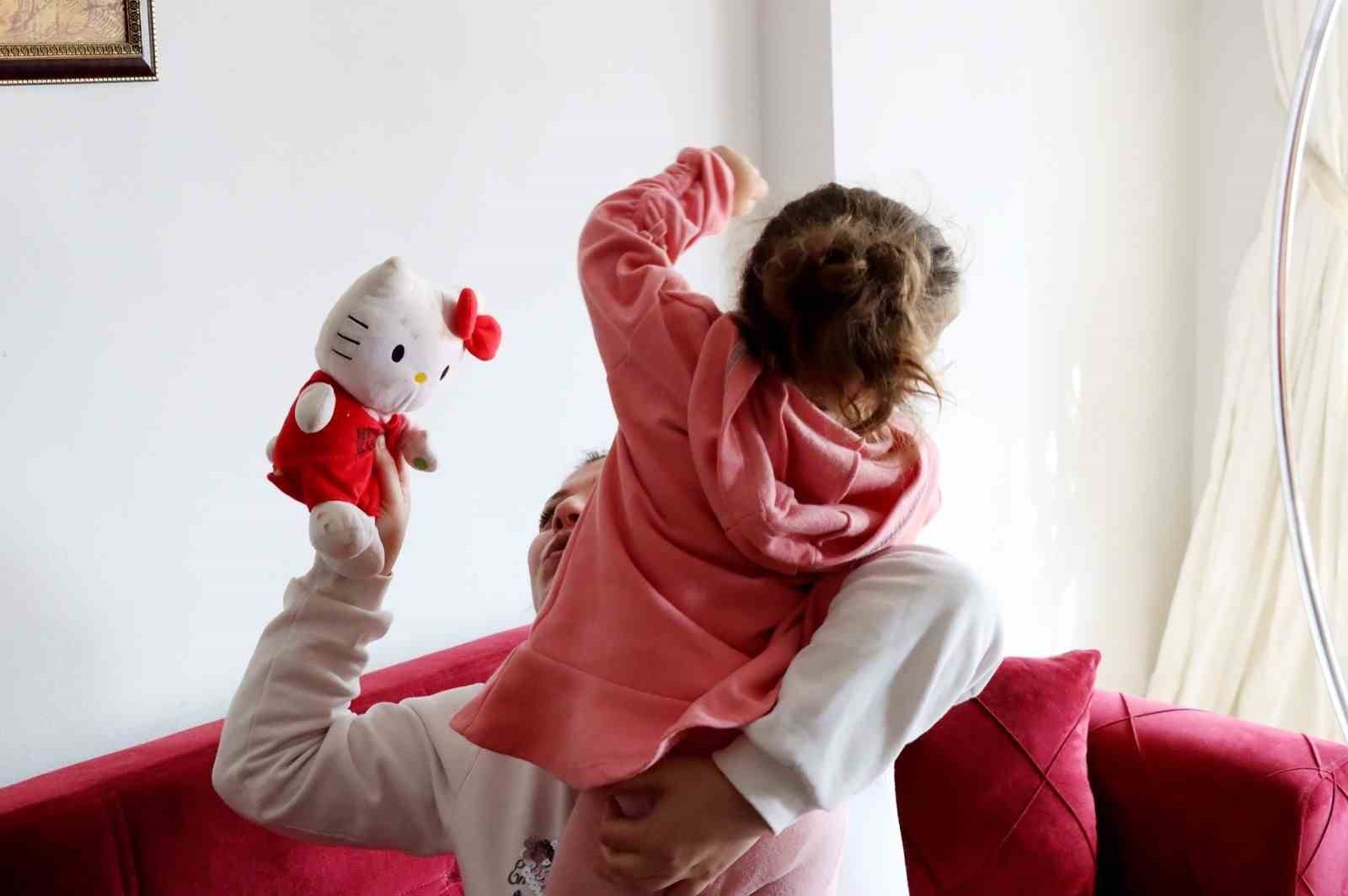 Mersin&rsquo;de kreşte 15 &ccedil;ocuğa şiddet iddiası: 5 sanığa dava a&ccedil;ıldı
