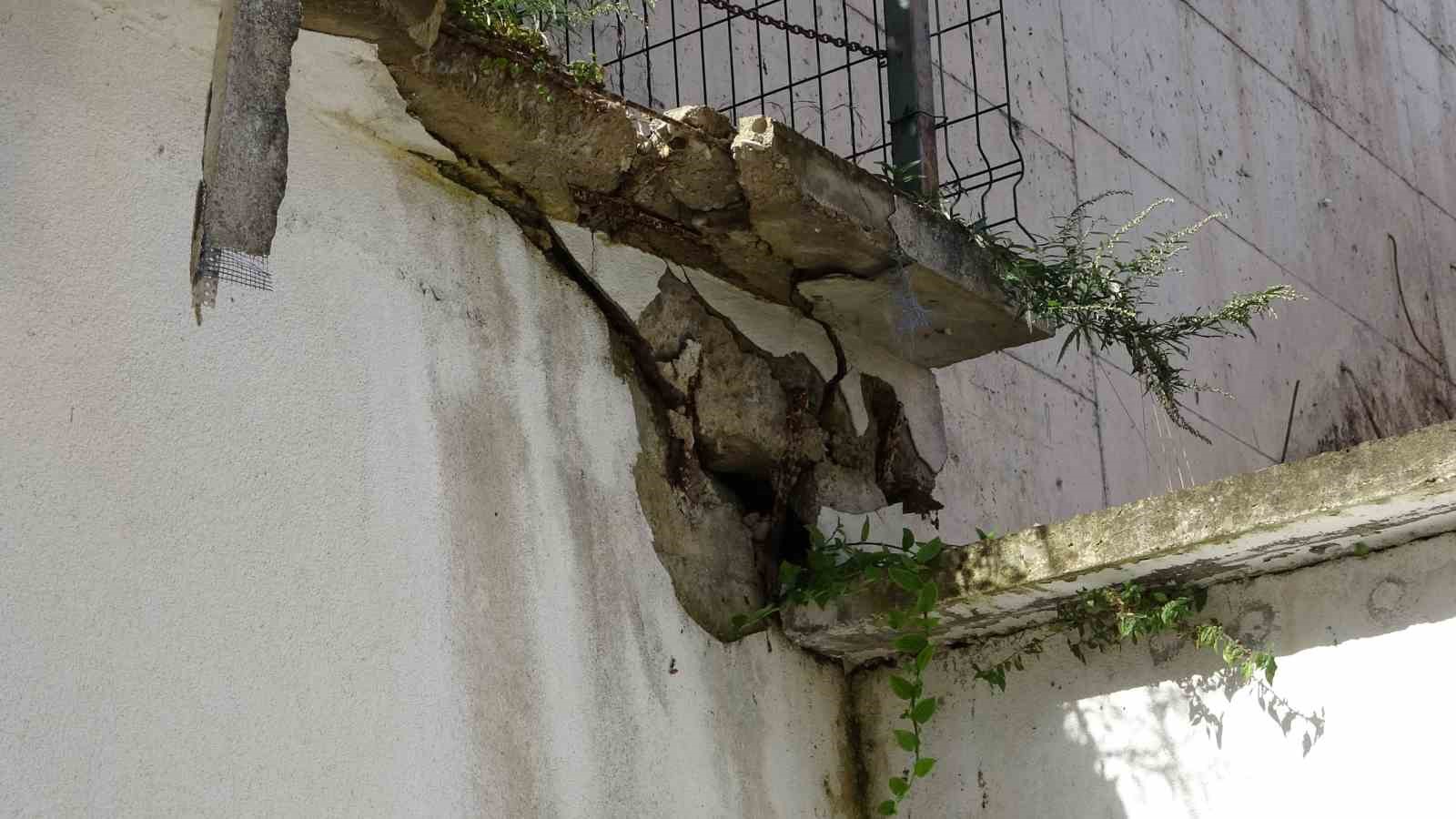 Altınordu Belediyesi&rsquo;nin verdiği ruhsat krize yol a&ccedil;tı: 2 bina tahliye edildi
