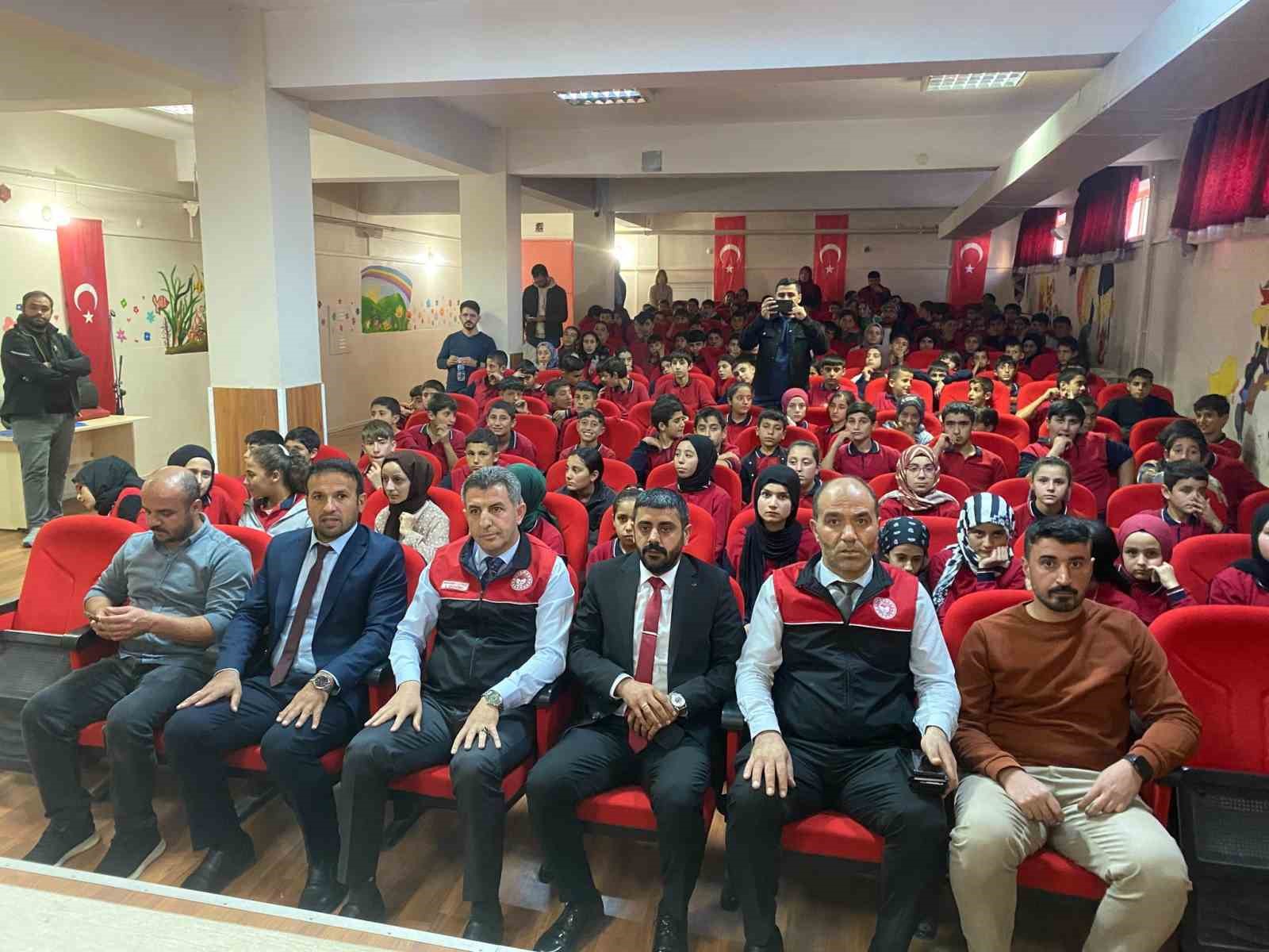 Muş&rsquo;ta kuduz ve KKKA&rsquo;ya karşı eğitim seferberliği başlatıldı
