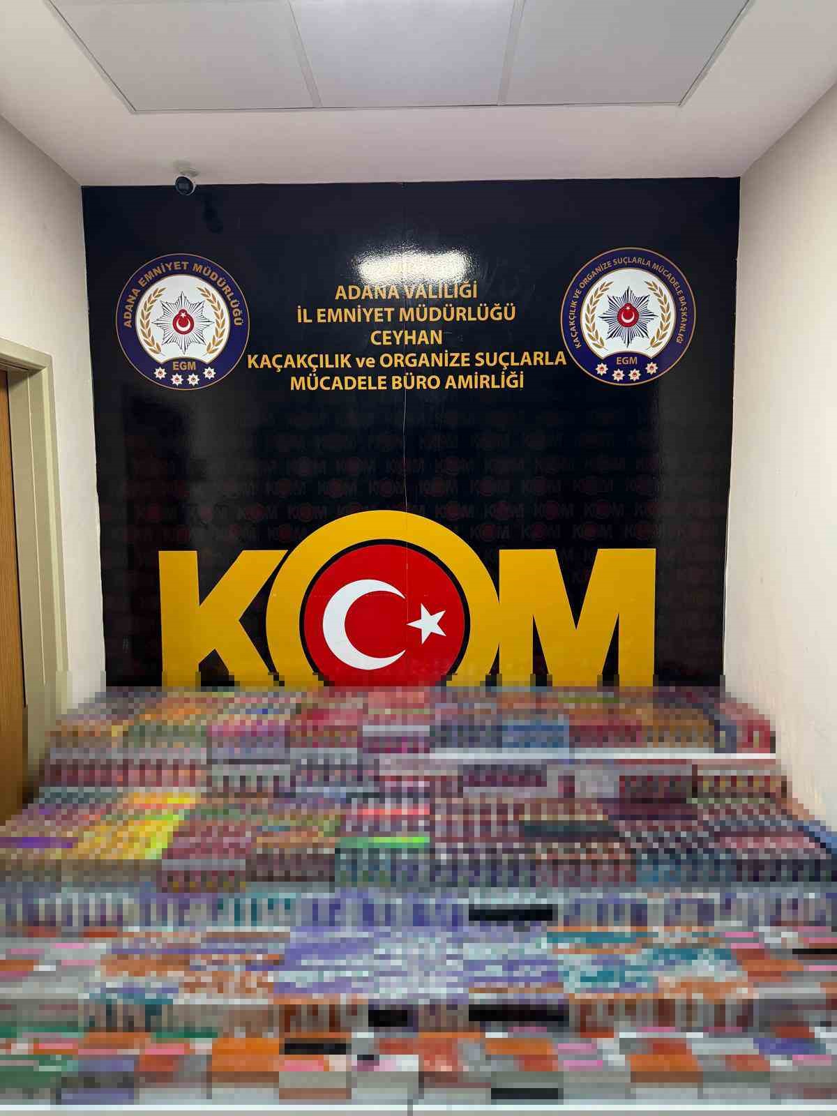 Samanların arasında milyonlarca liralık elektronik sigara ele ge&ccedil;irildi
