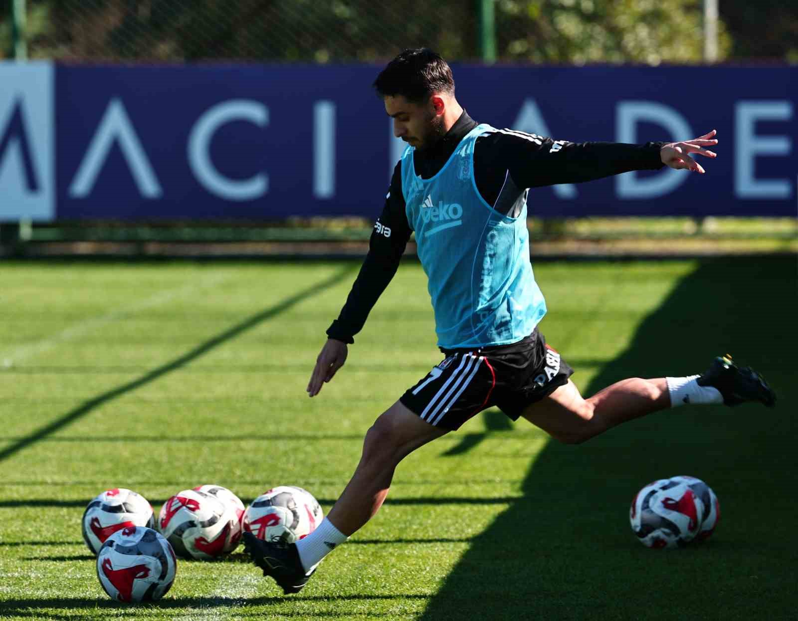 Beşiktaş’ta Konyaspor maçının hazırlıkları tamamlandı