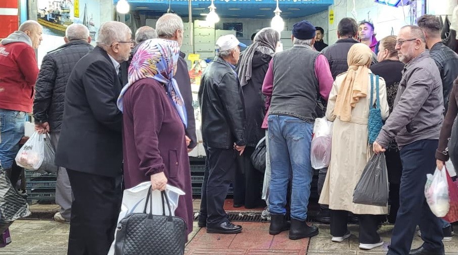 Samsun&rsquo;da hamsi ve istavrit 75 TL
