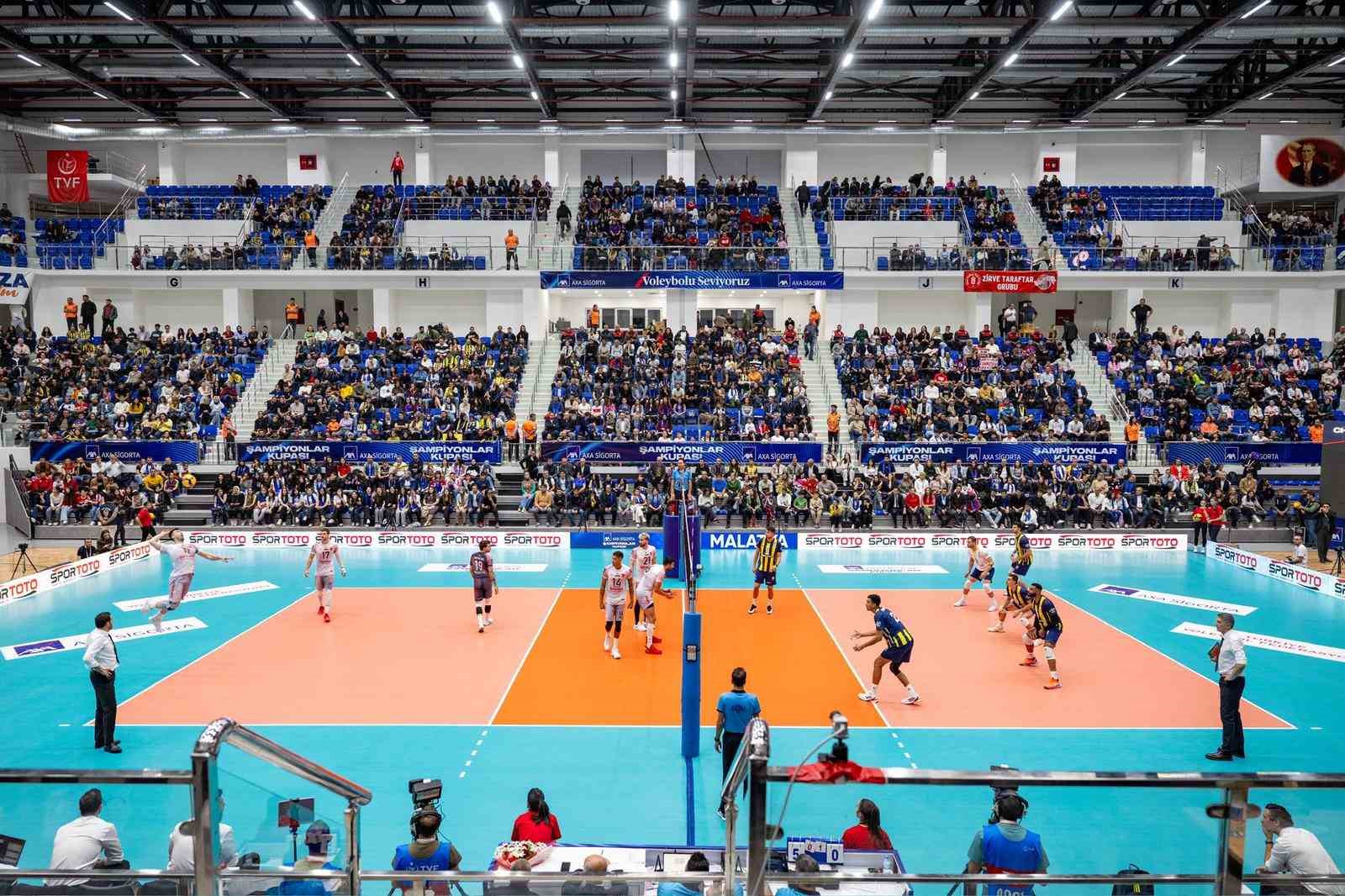 Malatya&rsquo;da Bakan Bak&rsquo;a hemşehrilik beratı
