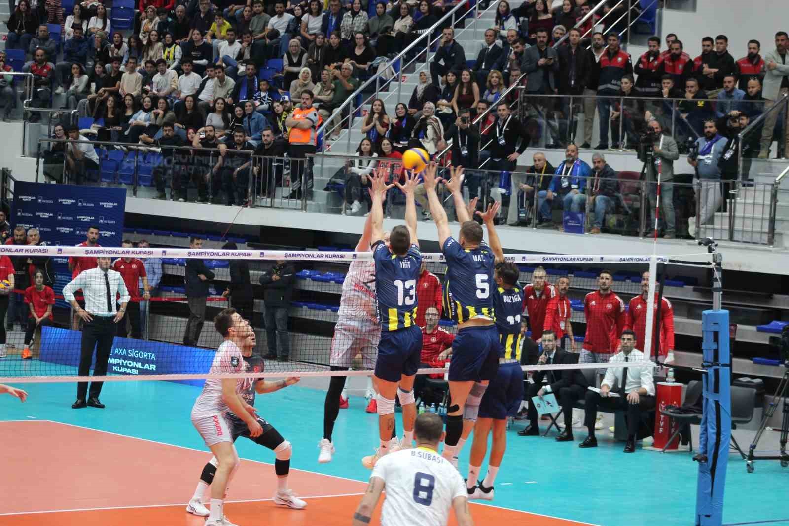 Bakan Bak, Malatya&rsquo;da Şampiyonlar Kupası ma&ccedil;ını izledi
