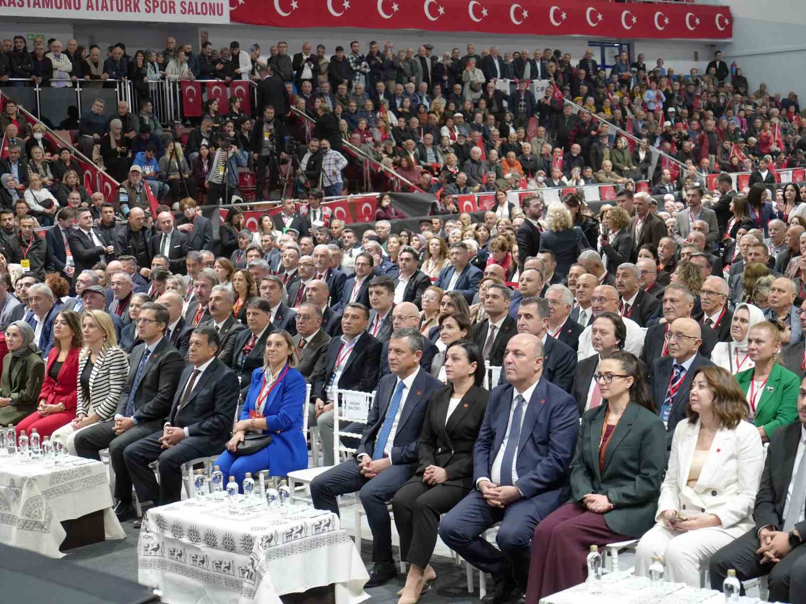 CHP Genel Başkanı &Ouml;zel, CHP Kastamonu İl Başkanlığı 39. İl Kongresi&rsquo;ne katıldı
