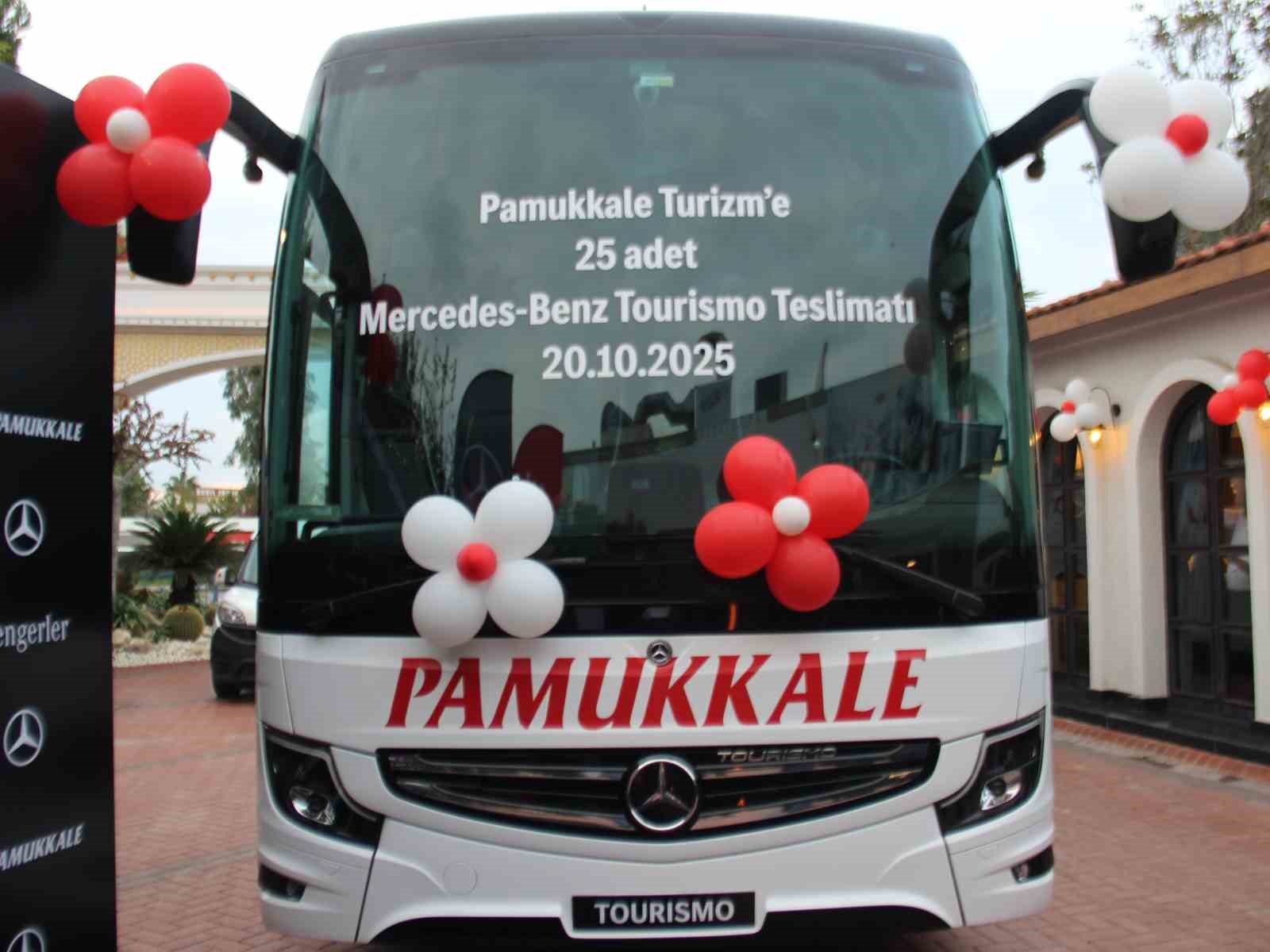 Pamukkale Turizm, 25 adet yeni otob&uuml;s ile filosunu g&uuml;&ccedil;lendirdi
