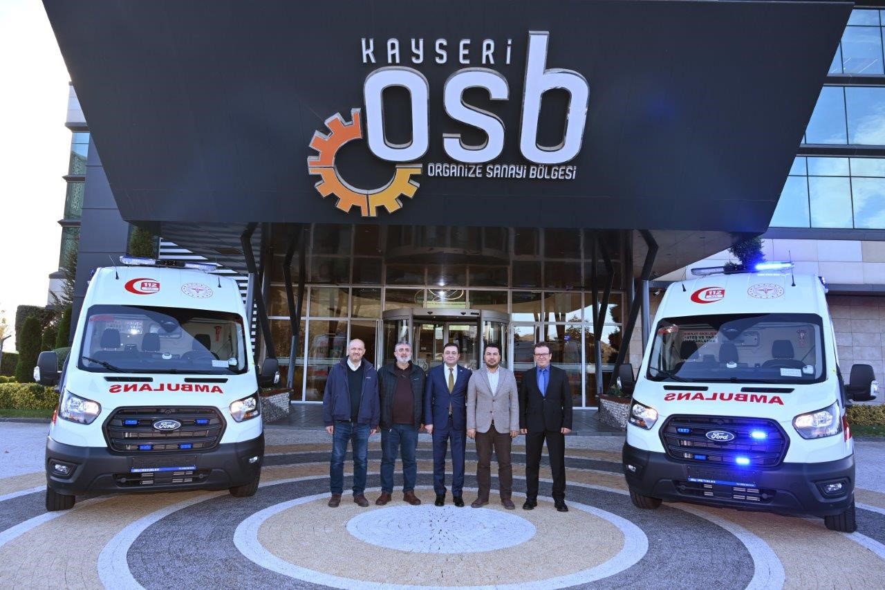 Kayseri OSB, Sağlık Müdürlüğü’ne tahsis edilmek üzere 2 ambulansı filosuna kattı