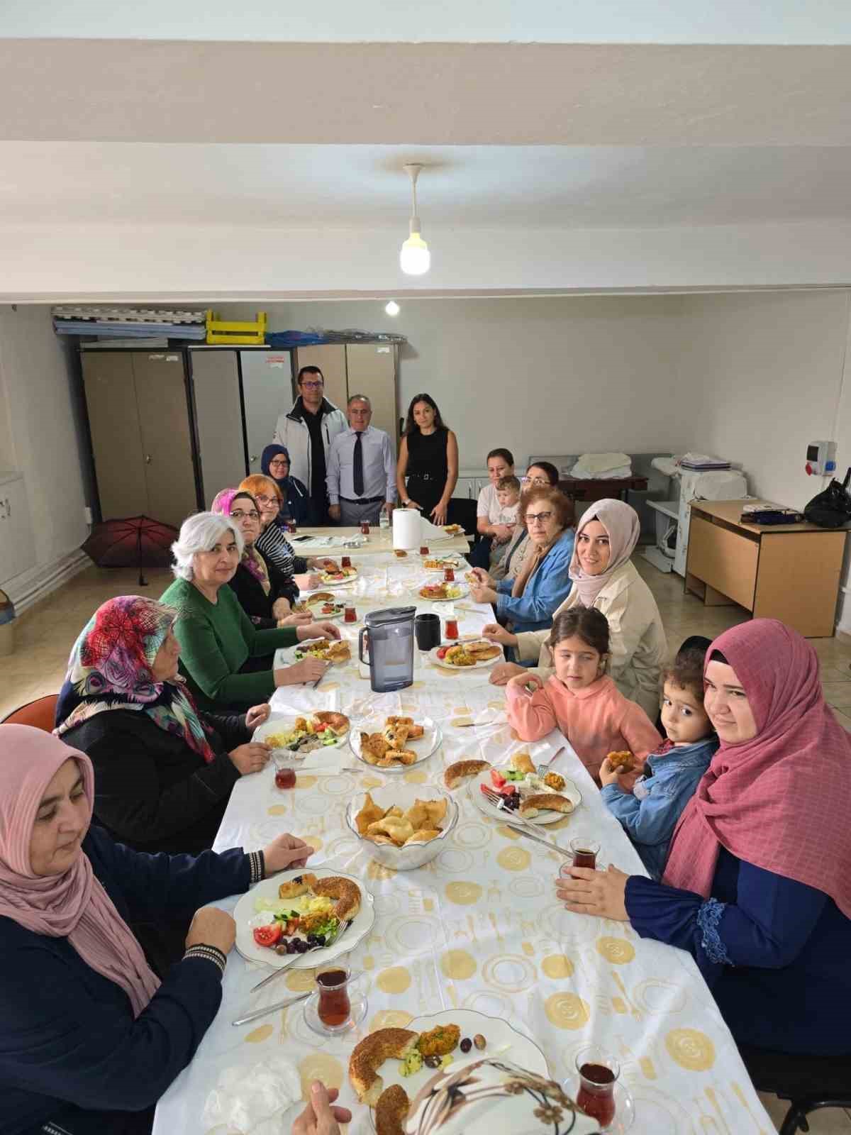 Sultanhisar&rsquo;da kursiyerler yeni d&ouml;neme başladı
