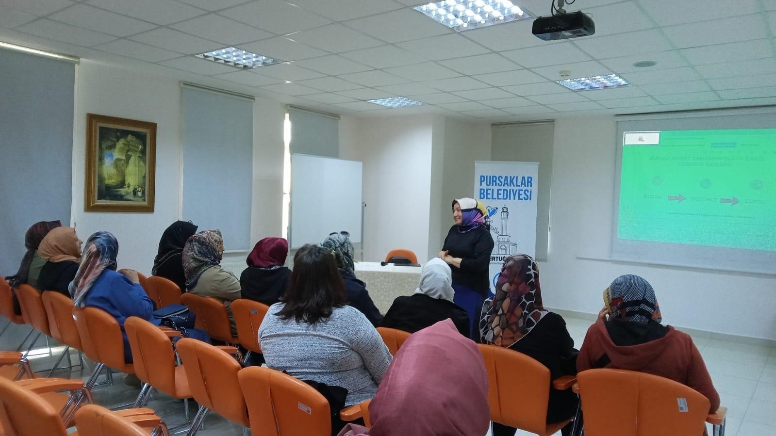 Pursaklar&rsquo;da kadınlara yönelik farkındalık ve aile okulu eğitimleri